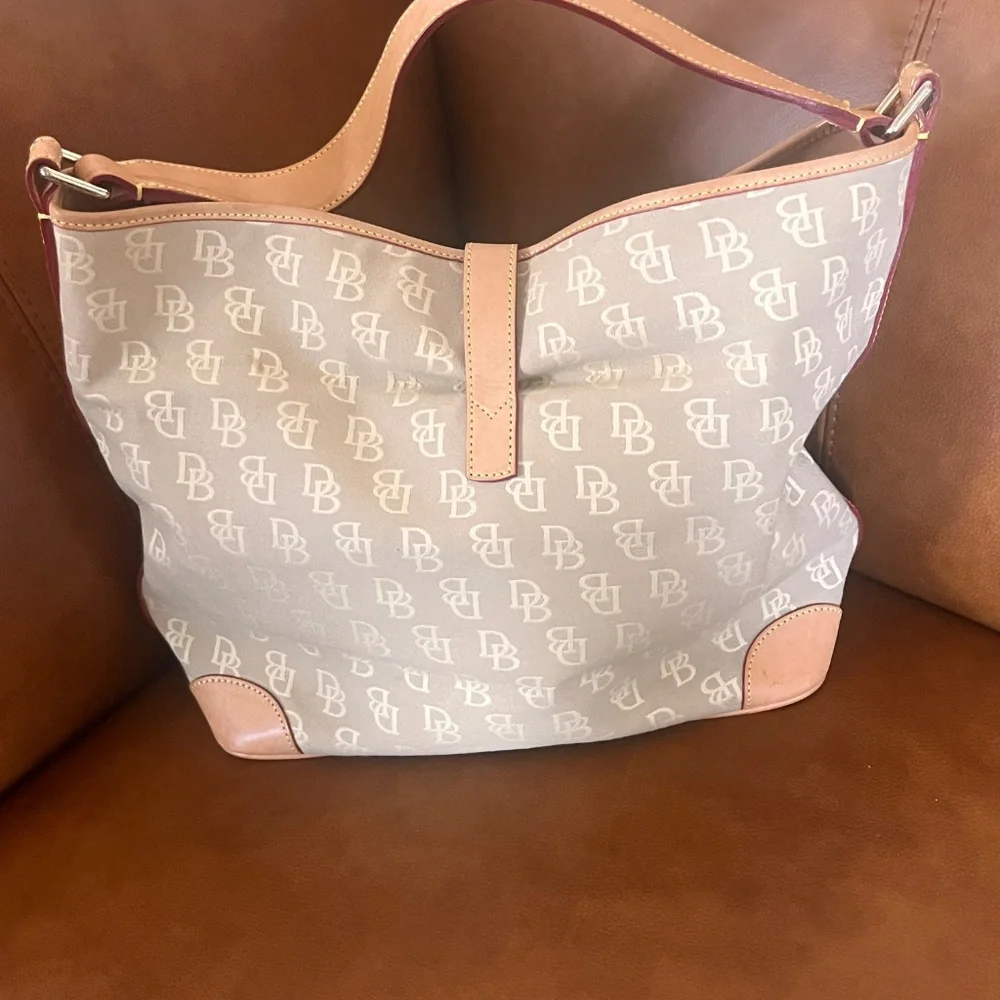 Dooney & Bourke  Anniversary Monogram Tote Shoulder Bag LARGE - Picture 3 of 16